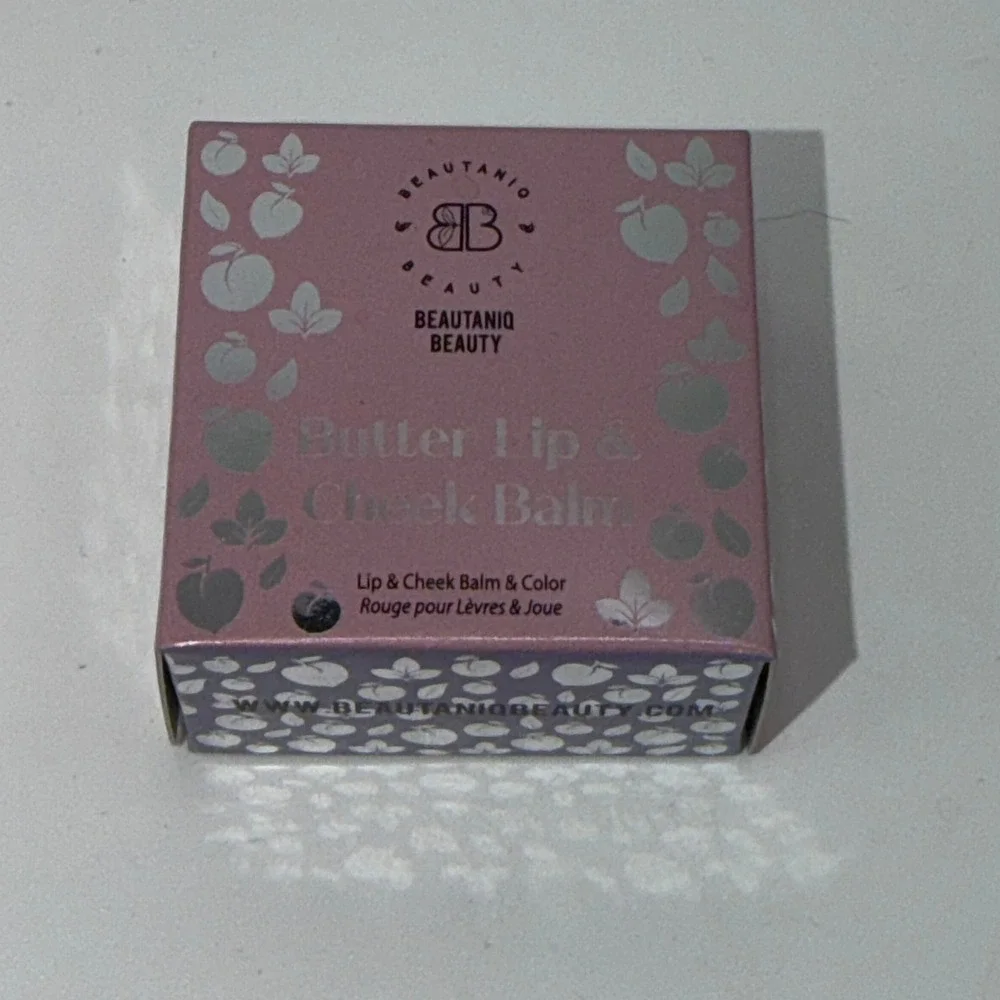 Beautaniq Beauty Womens 4g Peach Blush Butter Lip & Cheek Balm Clean Girl Makeup